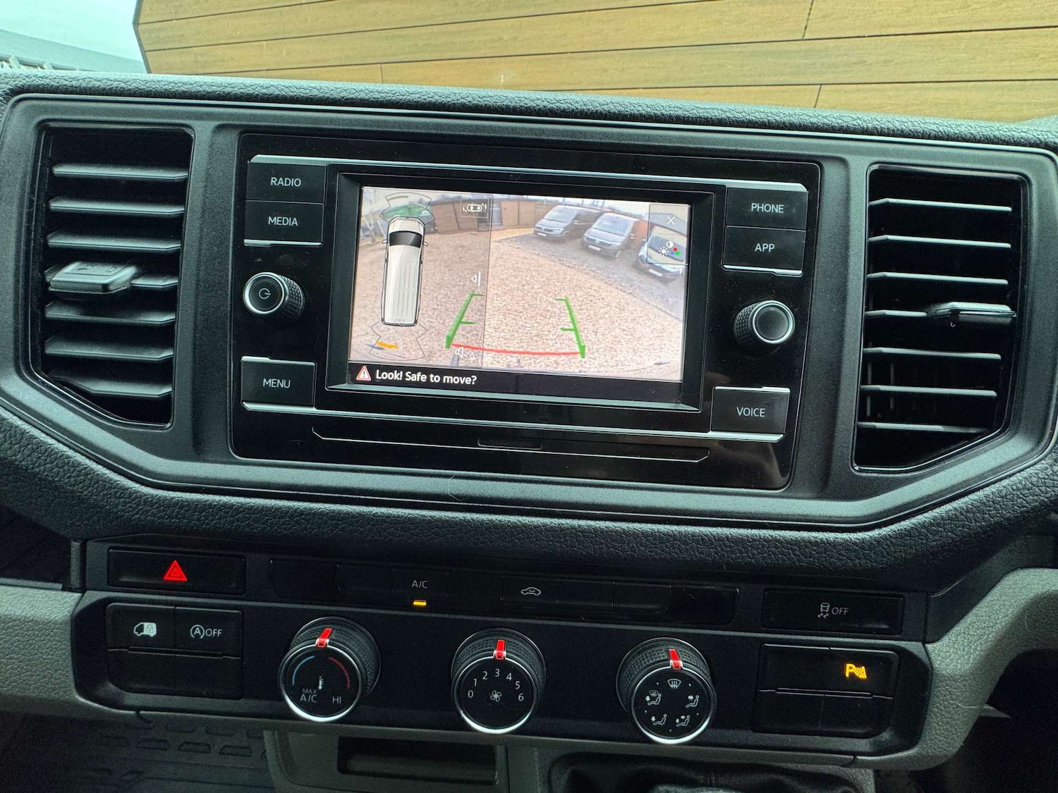 Used Volkswagen Crafter 2024 for sale - 77643217: Photo 25