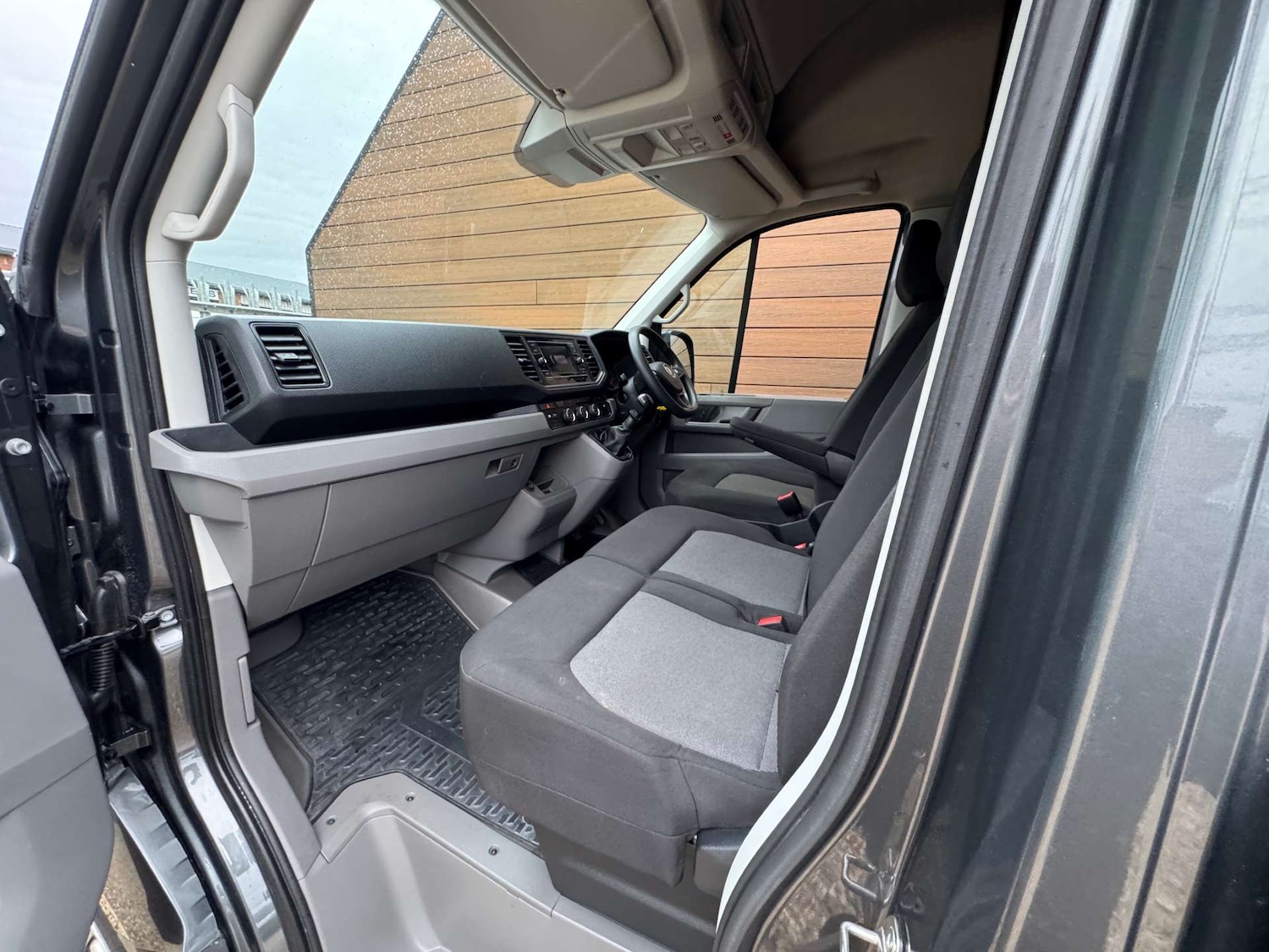 Used Volkswagen Crafter 2024 for sale - 77643217: Photo 30