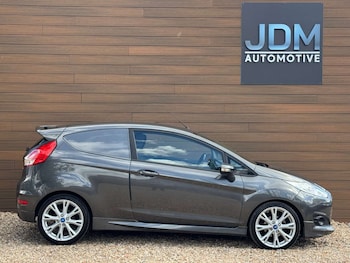Used Ford Fiesta 2015 for sale - 79372386: Photo