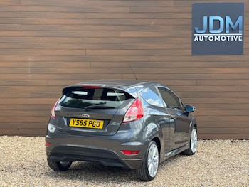 Used Ford Fiesta 2015 for sale - 79372386: Photo
