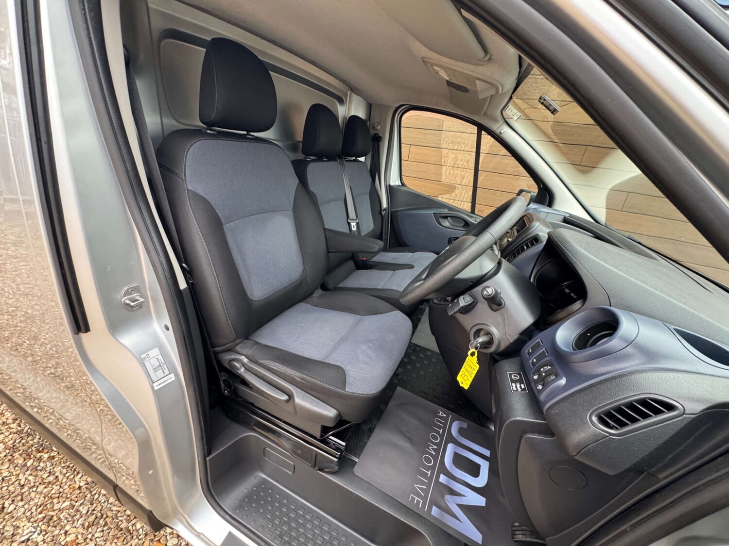 Used Vauxhall Vivaro 2018 for sale - 76601658: Photo 21