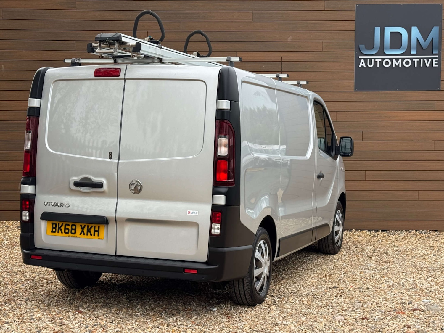 Used Vauxhall Vivaro 2018 for sale - 76601658: Photo 4