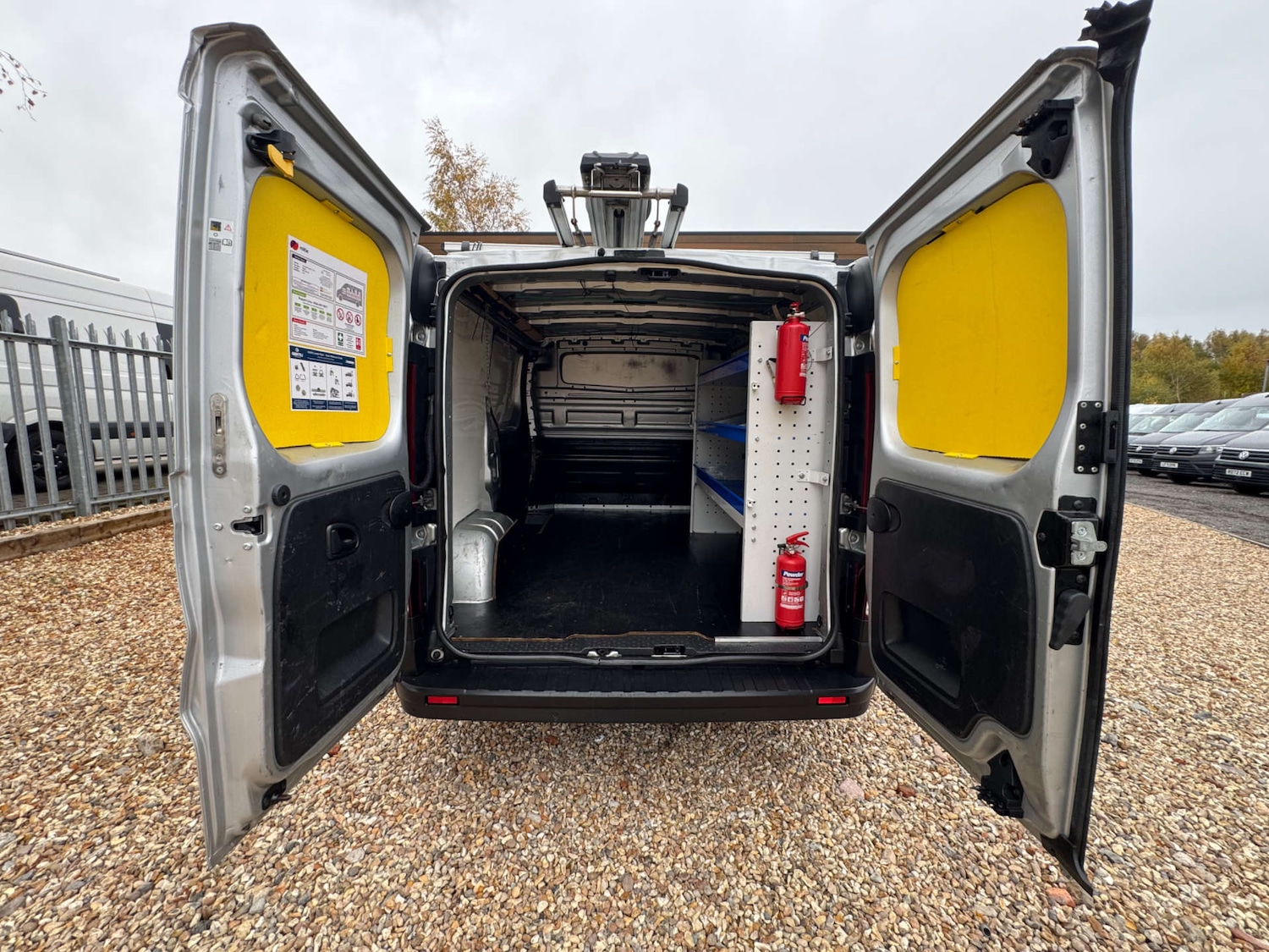 Used Vauxhall Vivaro 2018 for sale - 76601658: Photo 6