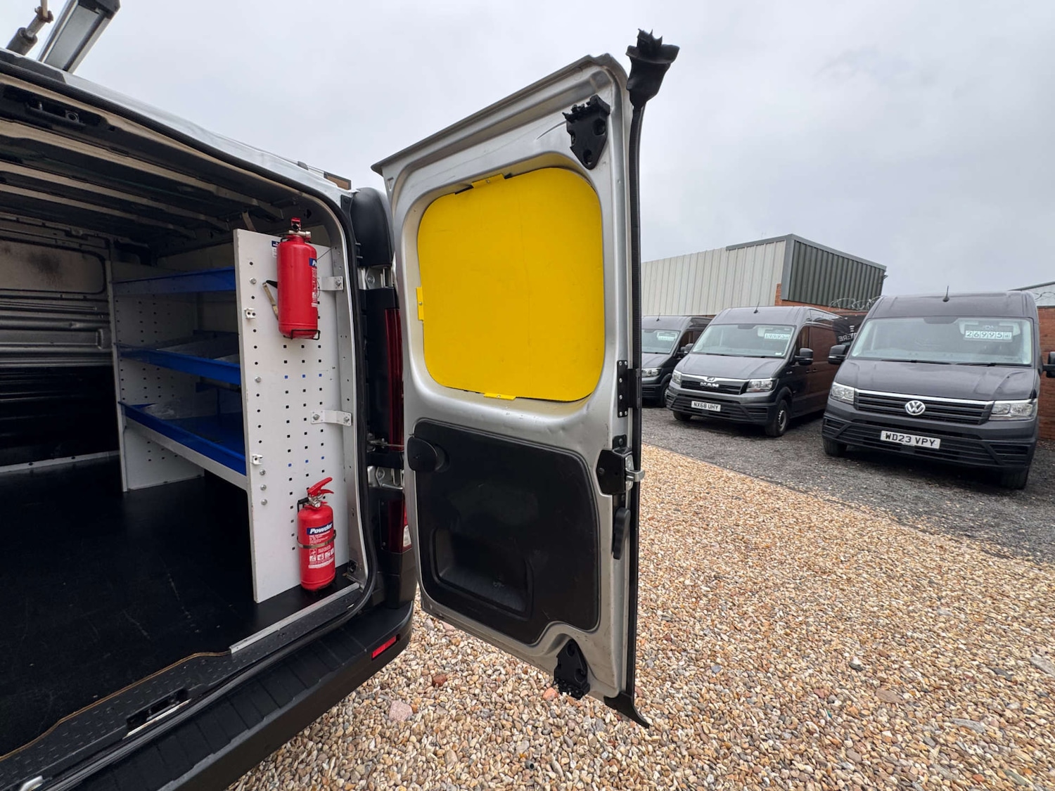 Used Vauxhall Vivaro 2018 for sale - 76601658: Photo 8