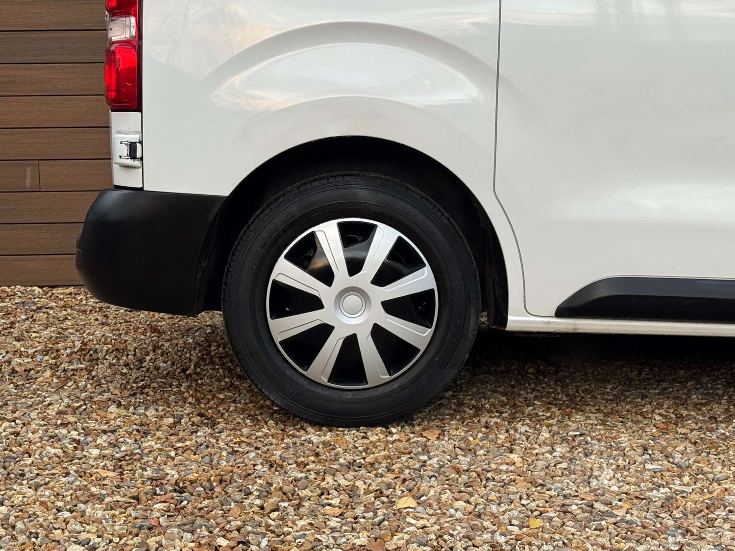 Used Citroen Dispatch 2017 for sale - 76686732: Photo 12