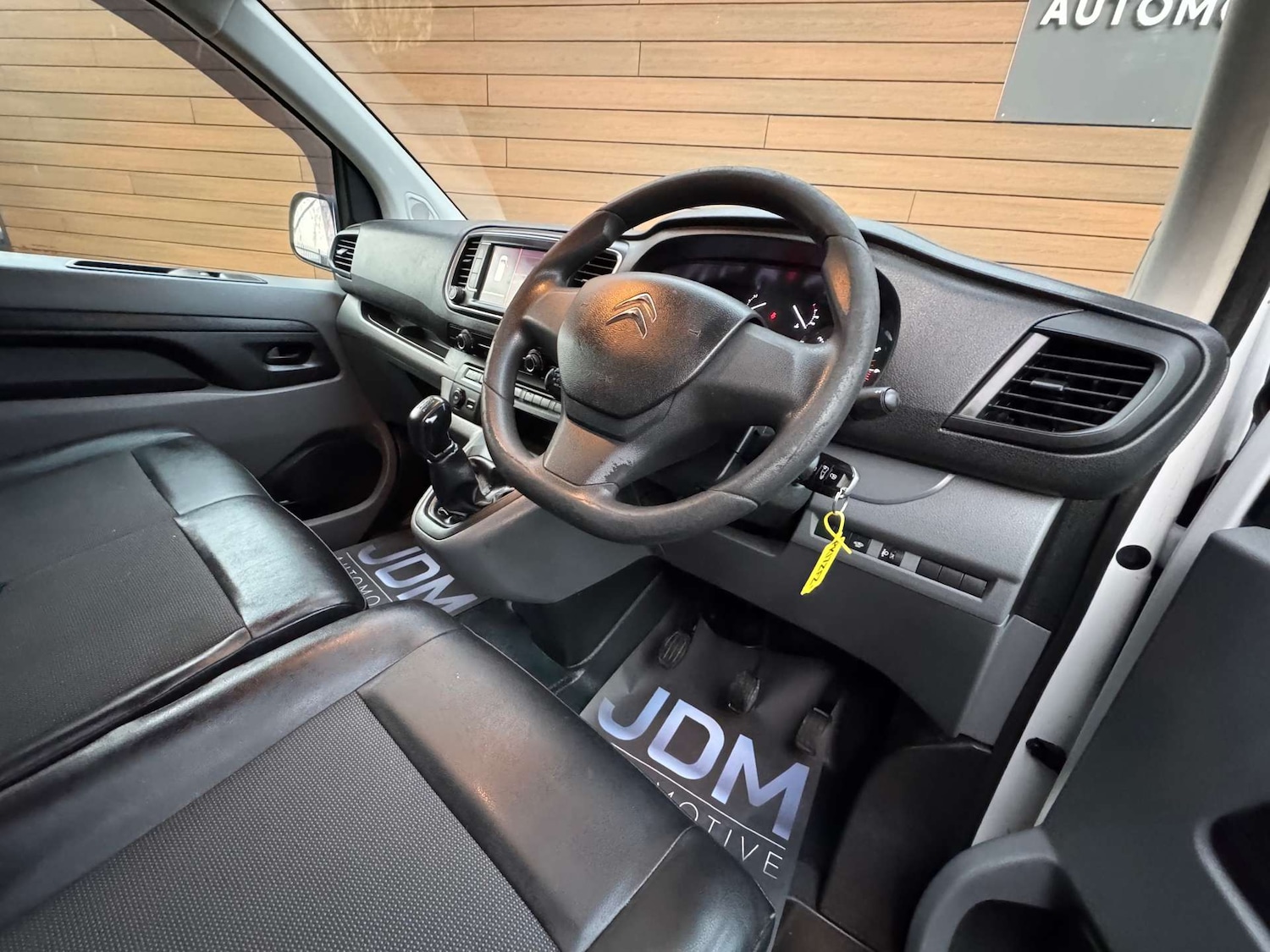 Used Citroen Dispatch 2017 for sale - 76686732: Photo 19