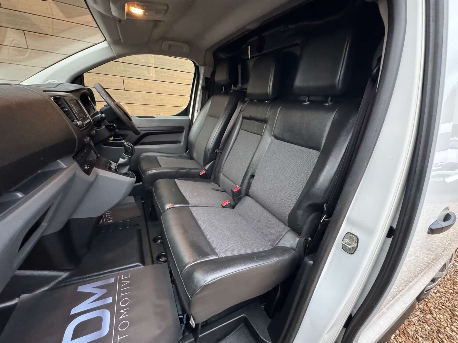 Used Citroen Dispatch 2017 for sale - 76686732: Photo 27