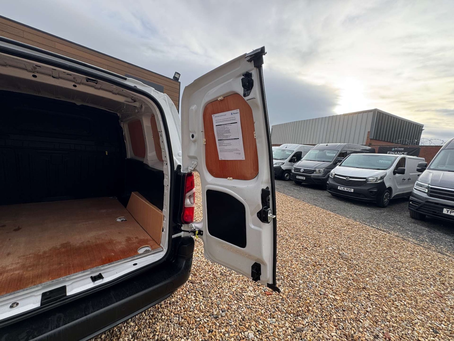 Used Citroen Berlingo 2023 for sale - 77288583: Photo 7