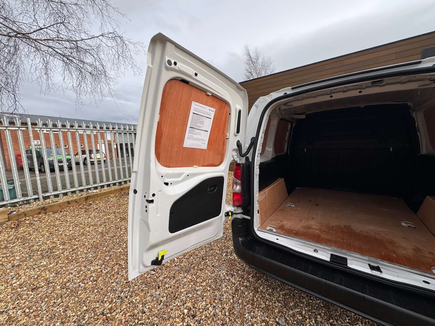 Used Citroen Berlingo 2023 for sale - 77288583: Photo 8