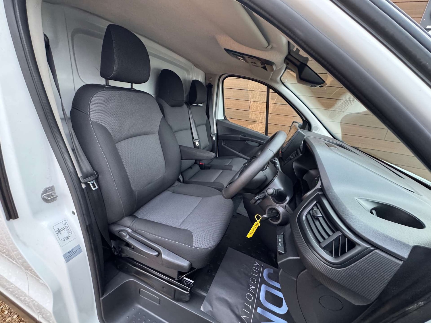 Used Renault Trafic 2023 for sale - 77033665: Photo 19