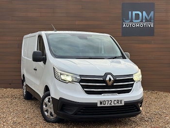 Renault Trafic feature image