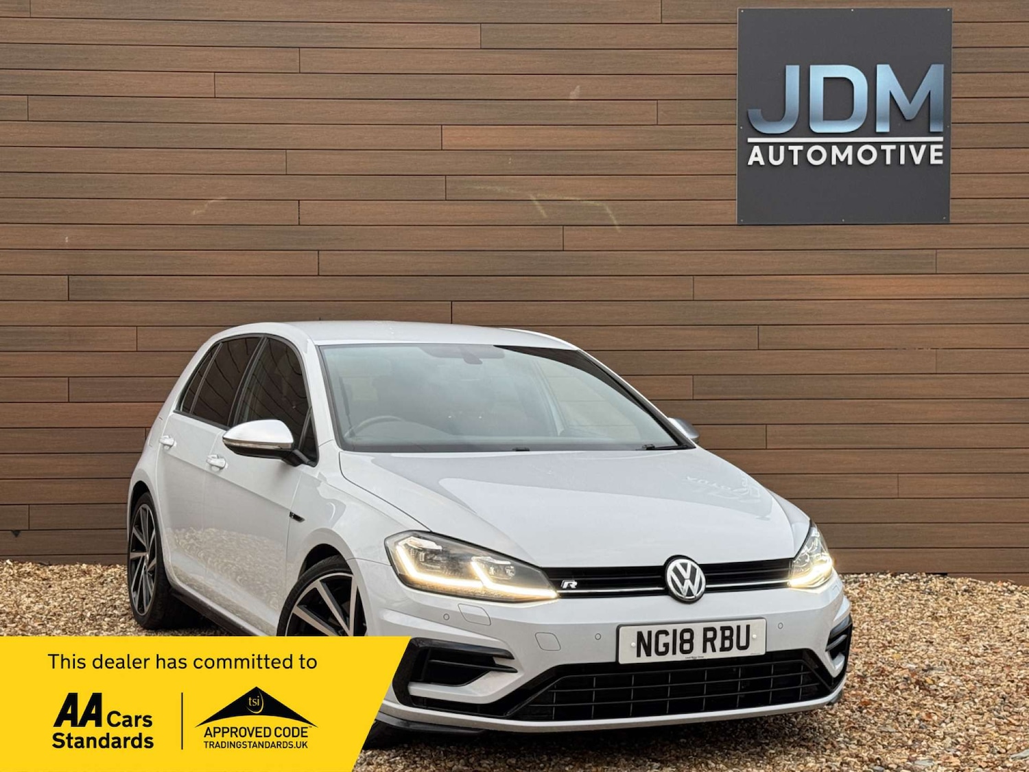 Used Volkswagen Golf 2018 for sale - 76686733: Photo 1