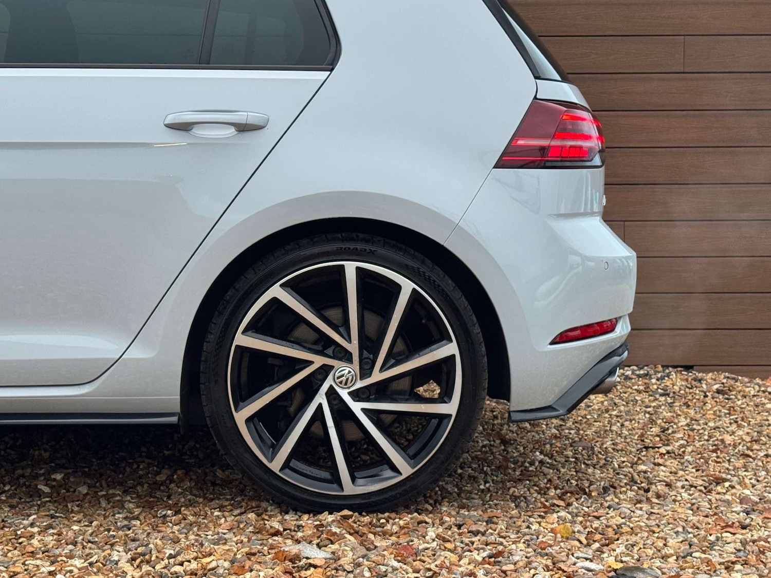 Used Volkswagen Golf 2018 for sale - 76686733: Photo 12