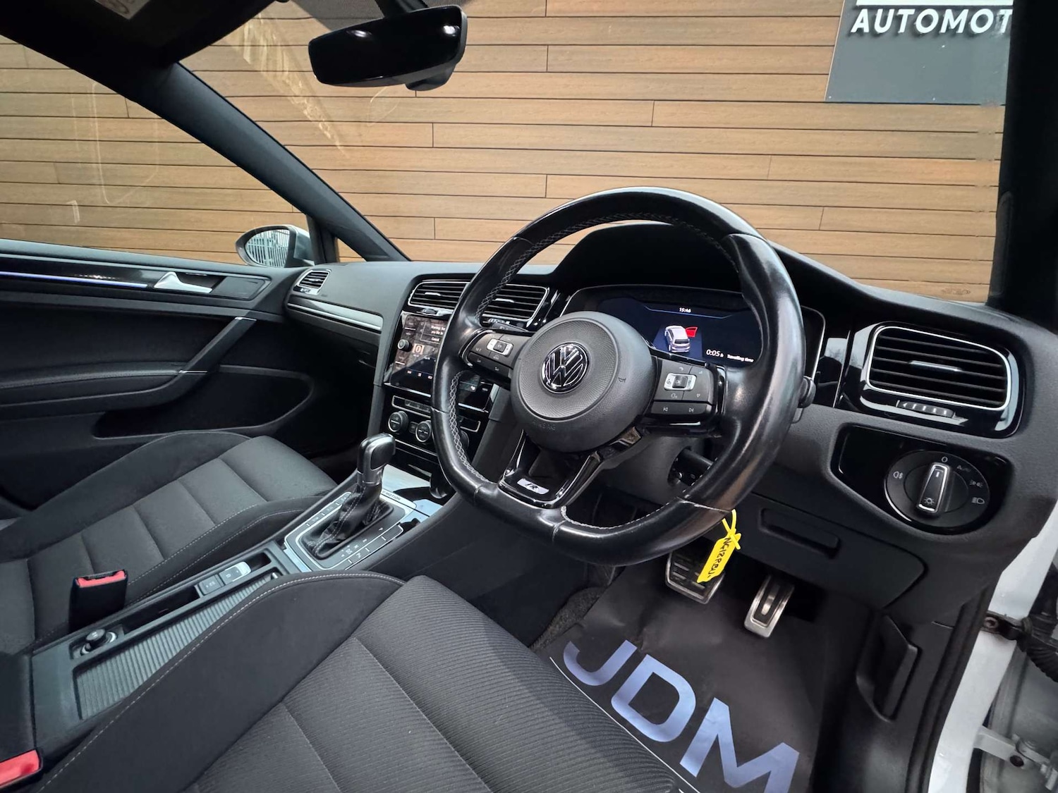 Used Volkswagen Golf 2018 for sale - 76686733: Photo 25