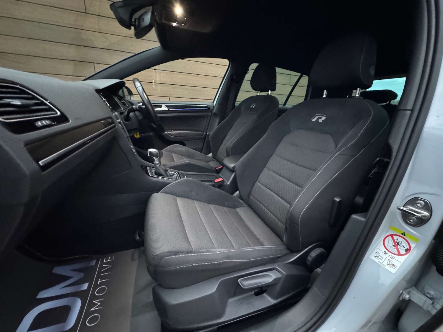 Used Volkswagen Golf 2018 for sale - 76686733: Photo 31