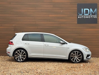 Used Volkswagen Golf 2018 for sale - 76686733: Photo