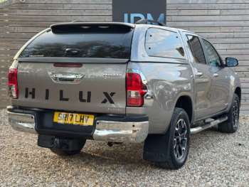 Used Toyota Hilux 2017 for sale - 74623982: Photo