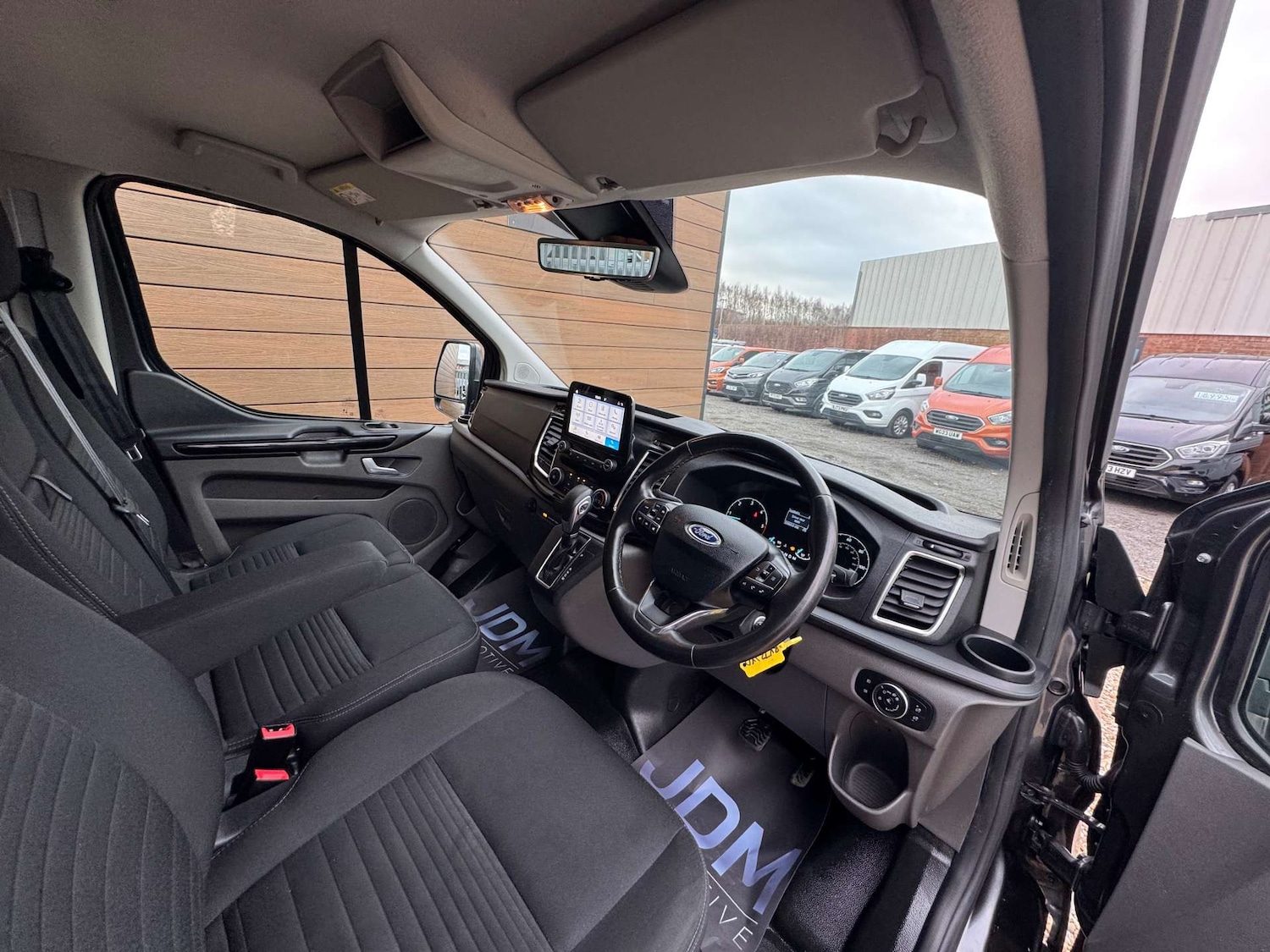 Used Ford Transit Custom 2023 for sale - 77398498: Photo 25