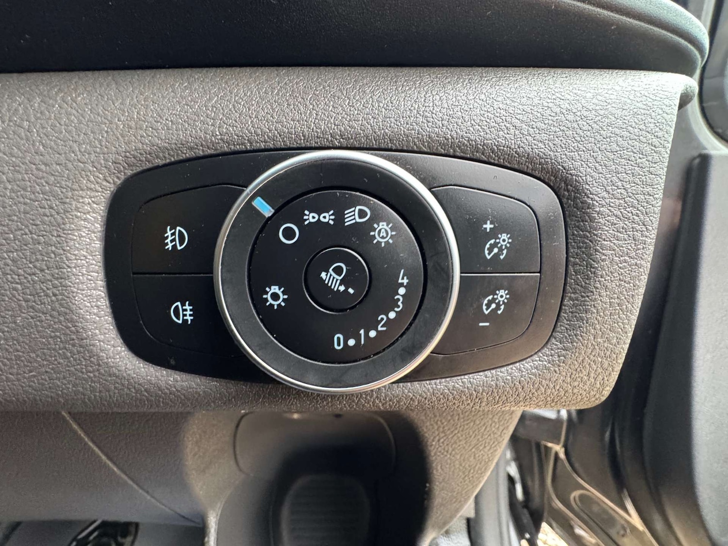 Used Ford Transit Custom 2023 for sale - 77398498: Photo 28