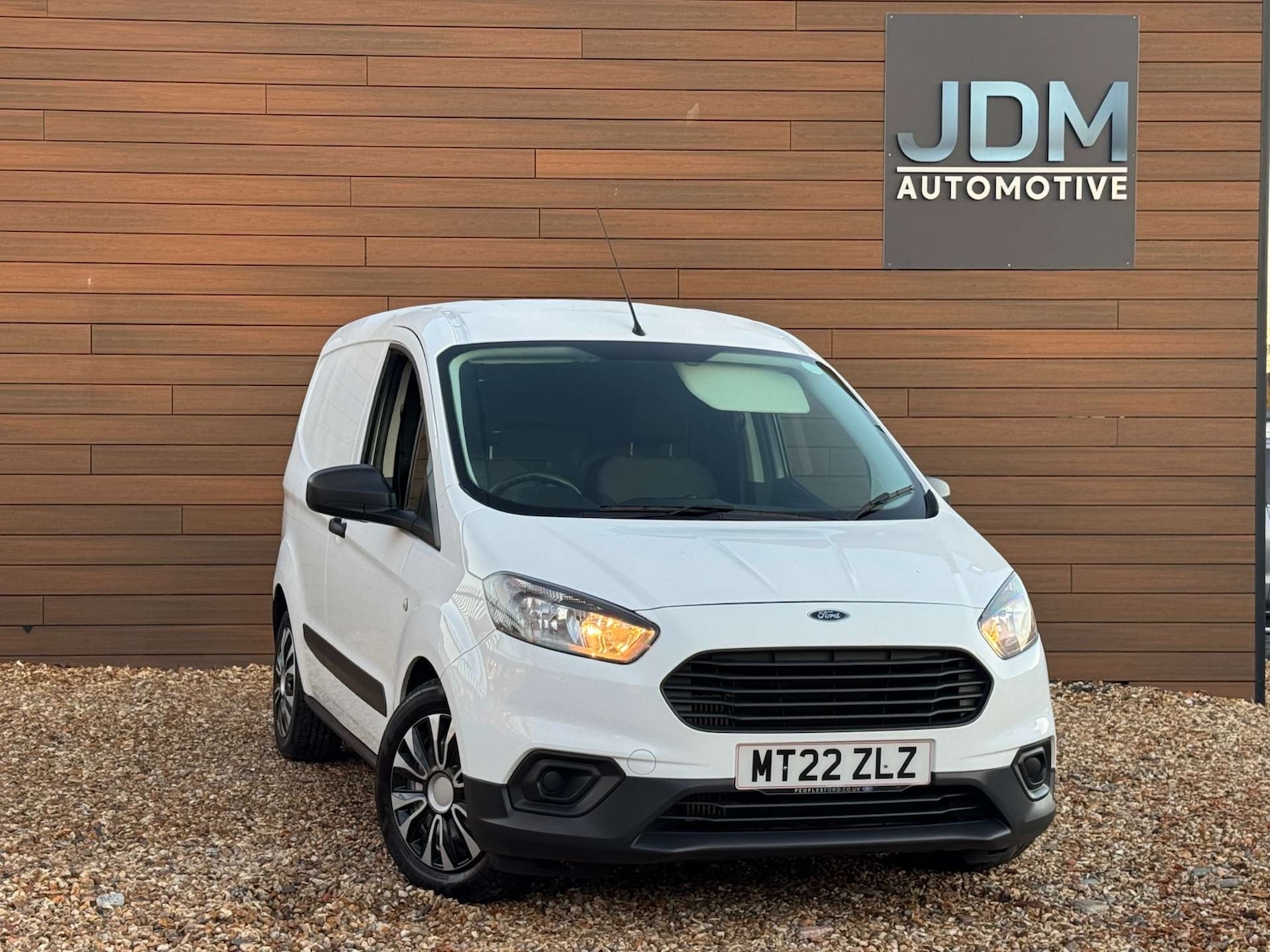 Used Ford Transit Courier 2022 for sale - 76698010: Photo 1