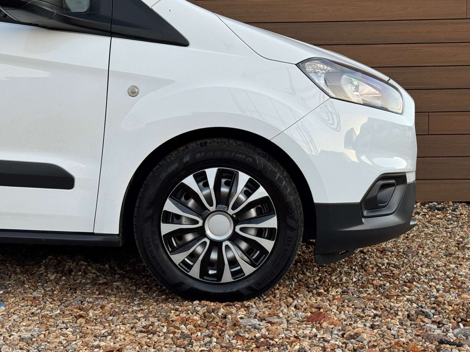 Used Ford Transit Courier 2022 for sale - 76698010: Photo 11