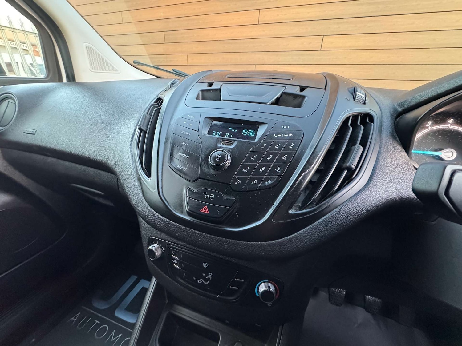 Used Ford Transit Courier 2022 for sale - 76698010: Photo 21