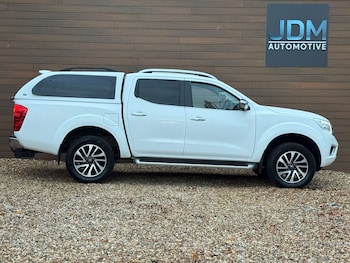 Used Nissan Navara 2016 for sale - 76686731: Photo