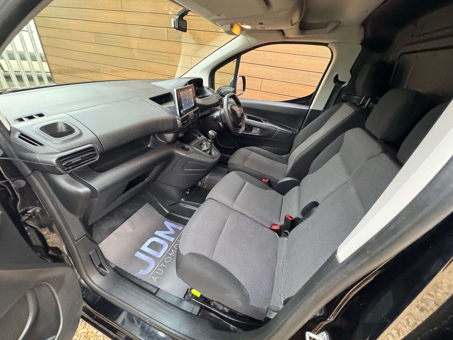 Used Peugeot Partner 2022 for sale - 76830209: Photo 18