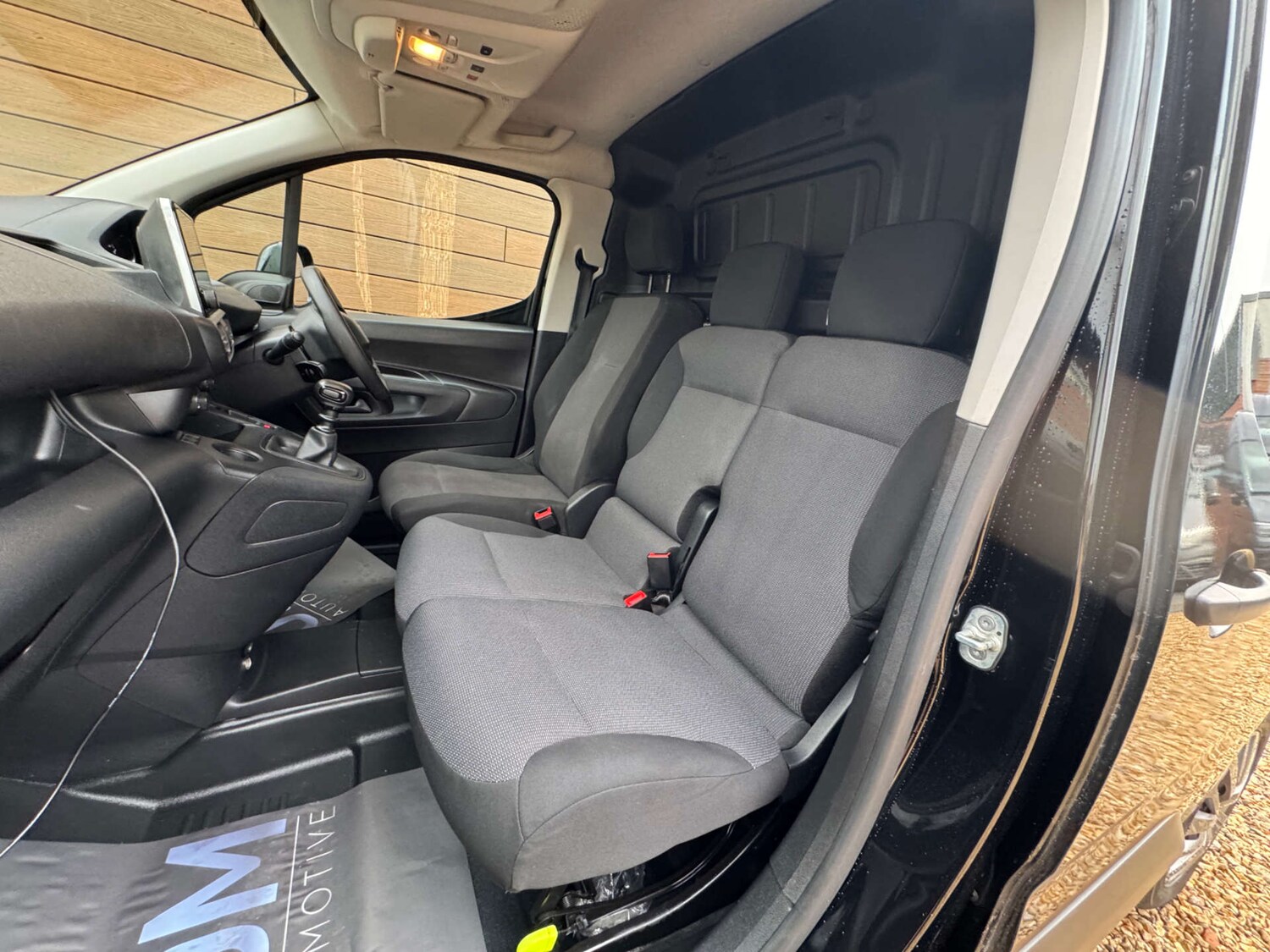 Used Peugeot Partner 2022 for sale - 76830209: Photo 33