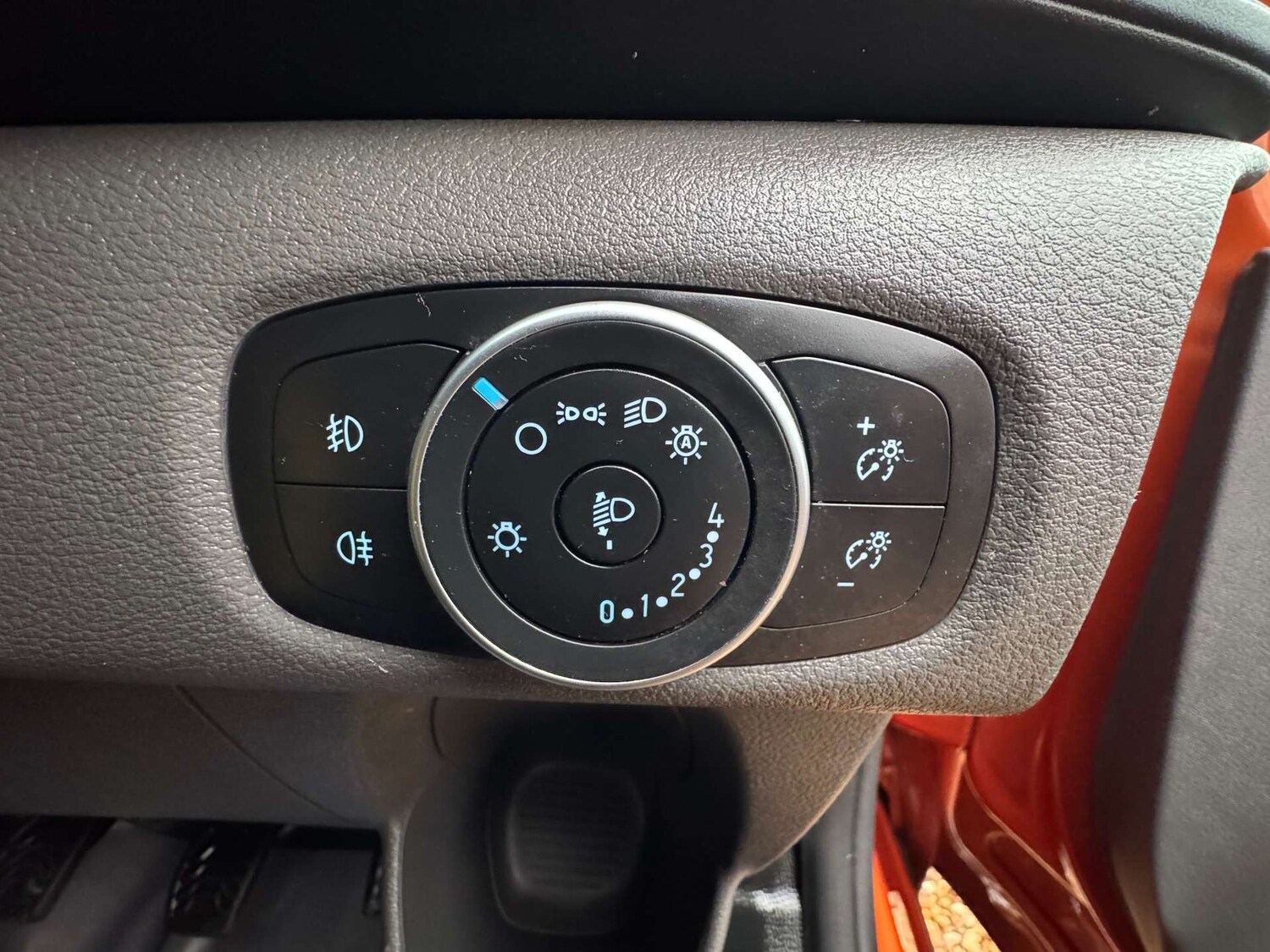 Used Ford Transit Custom 2023 for sale - 76735840: Photo 31