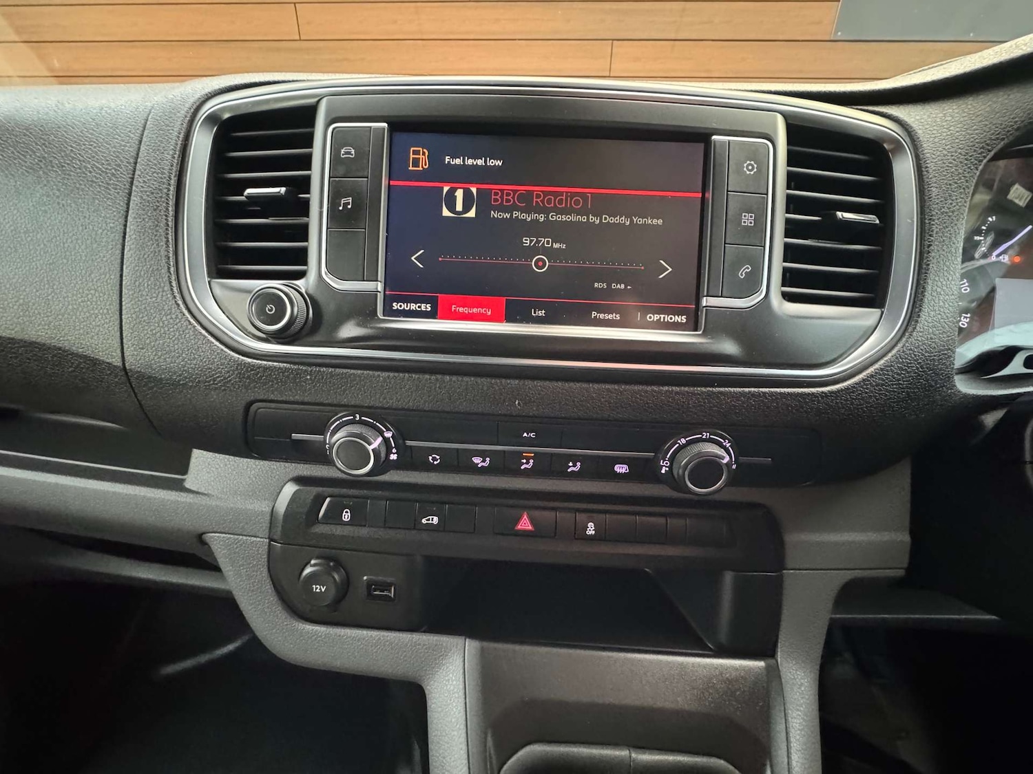 Used Citroen Dispatch 2017 for sale - 76686728: Photo 26