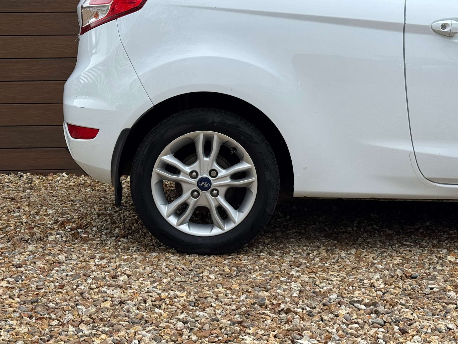 Used Ford Fiesta 2017 for sale - 76603739: Photo 12