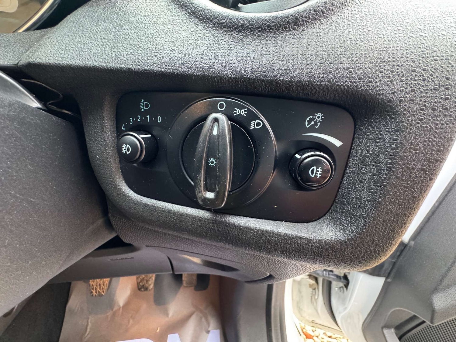 Used Ford Fiesta 2017 for sale - 76603739: Photo 20