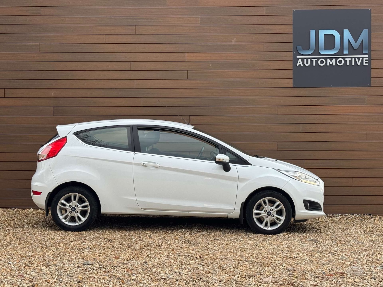 Used Ford Fiesta 2017 for sale - 76603739: Photo 3