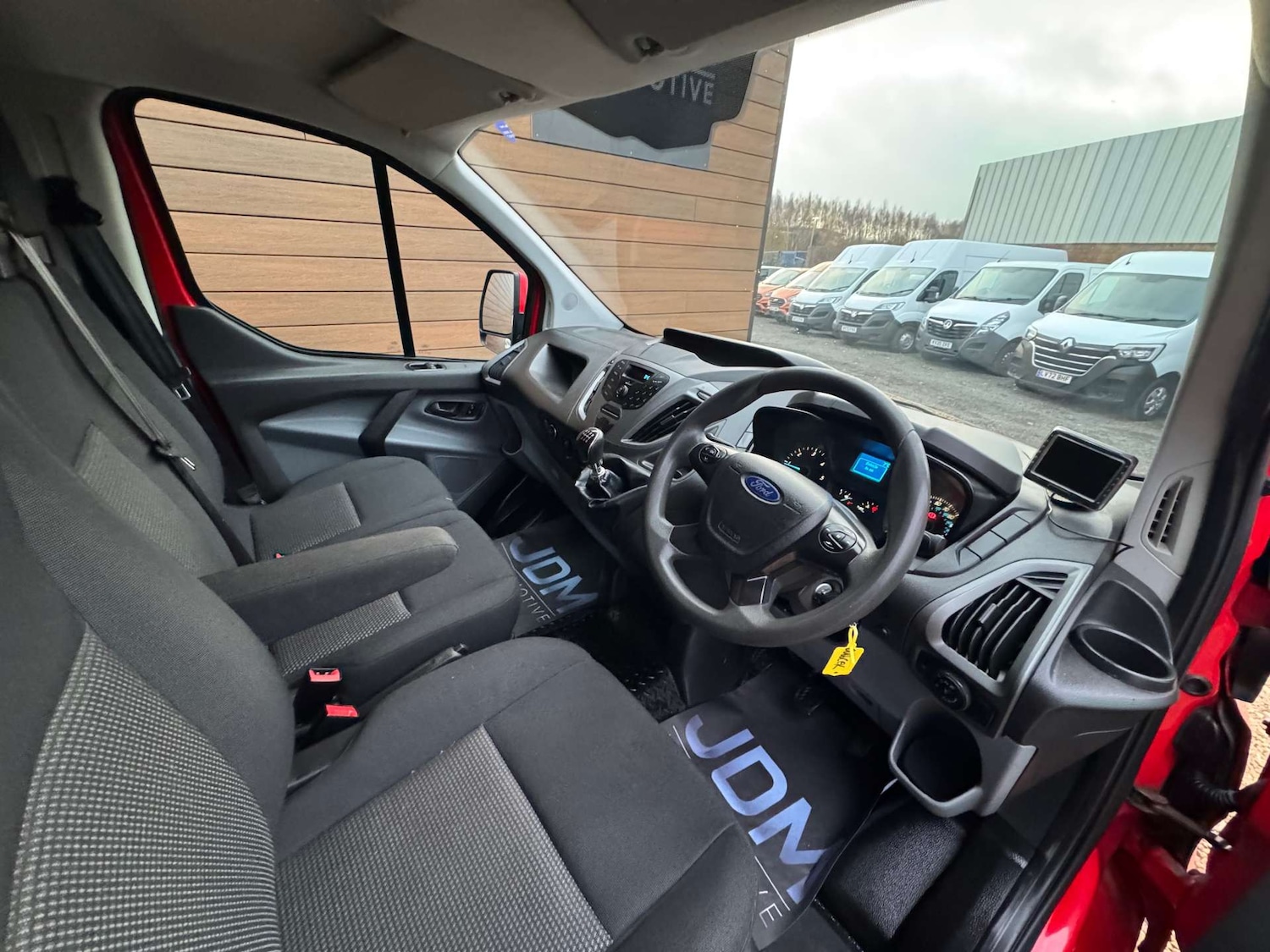 Used Ford Transit Custom 2016 for sale - 76830153: Photo 17