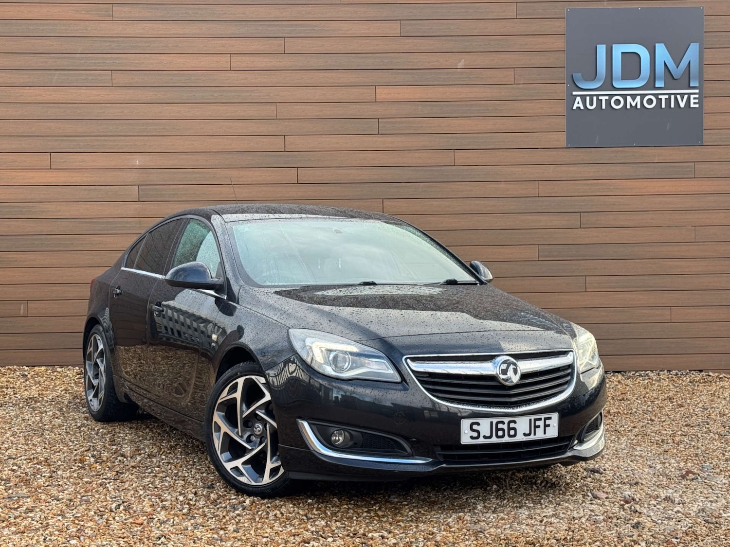 Used Vauxhall Insignia 2016 for sale - 76830177: Photo 1