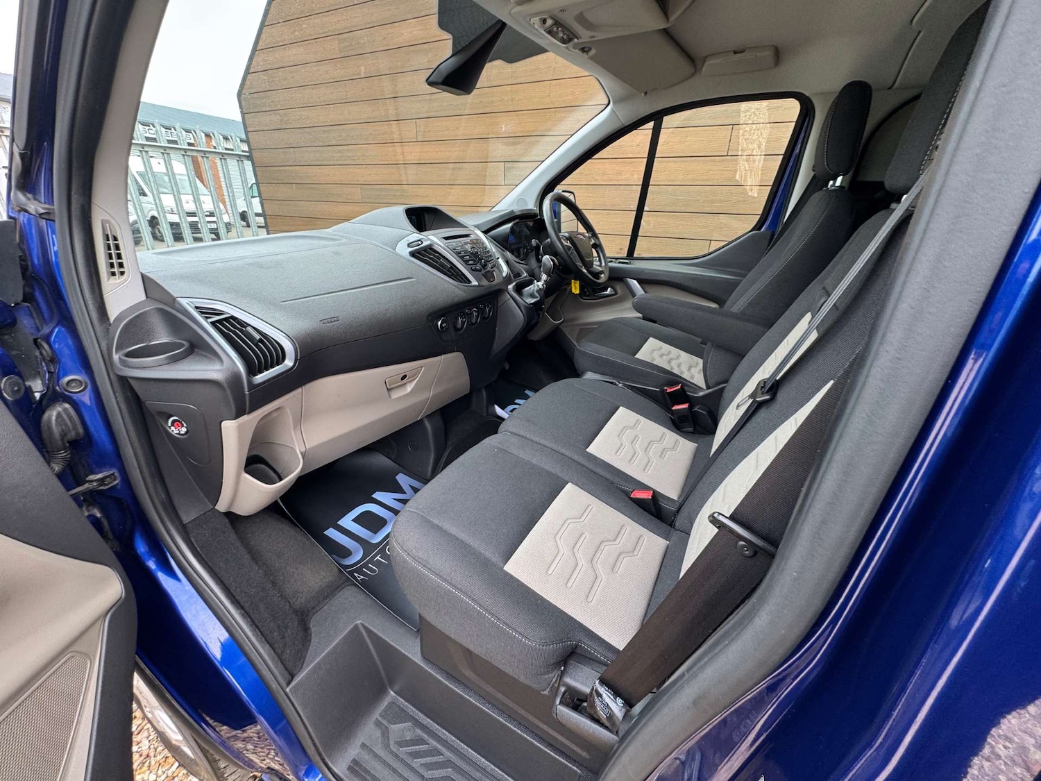 Used Ford Transit Custom 2016 for sale - 78030920: Photo 26