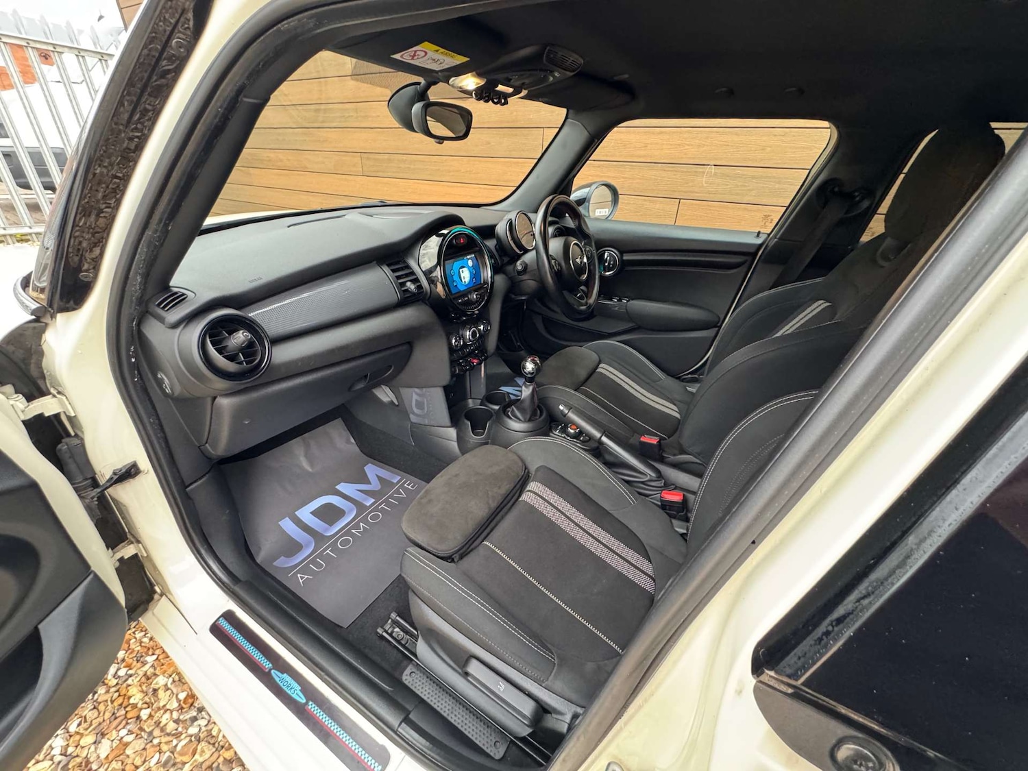 Used MINI Hatch 2019 for sale - 77326098: Photo 32