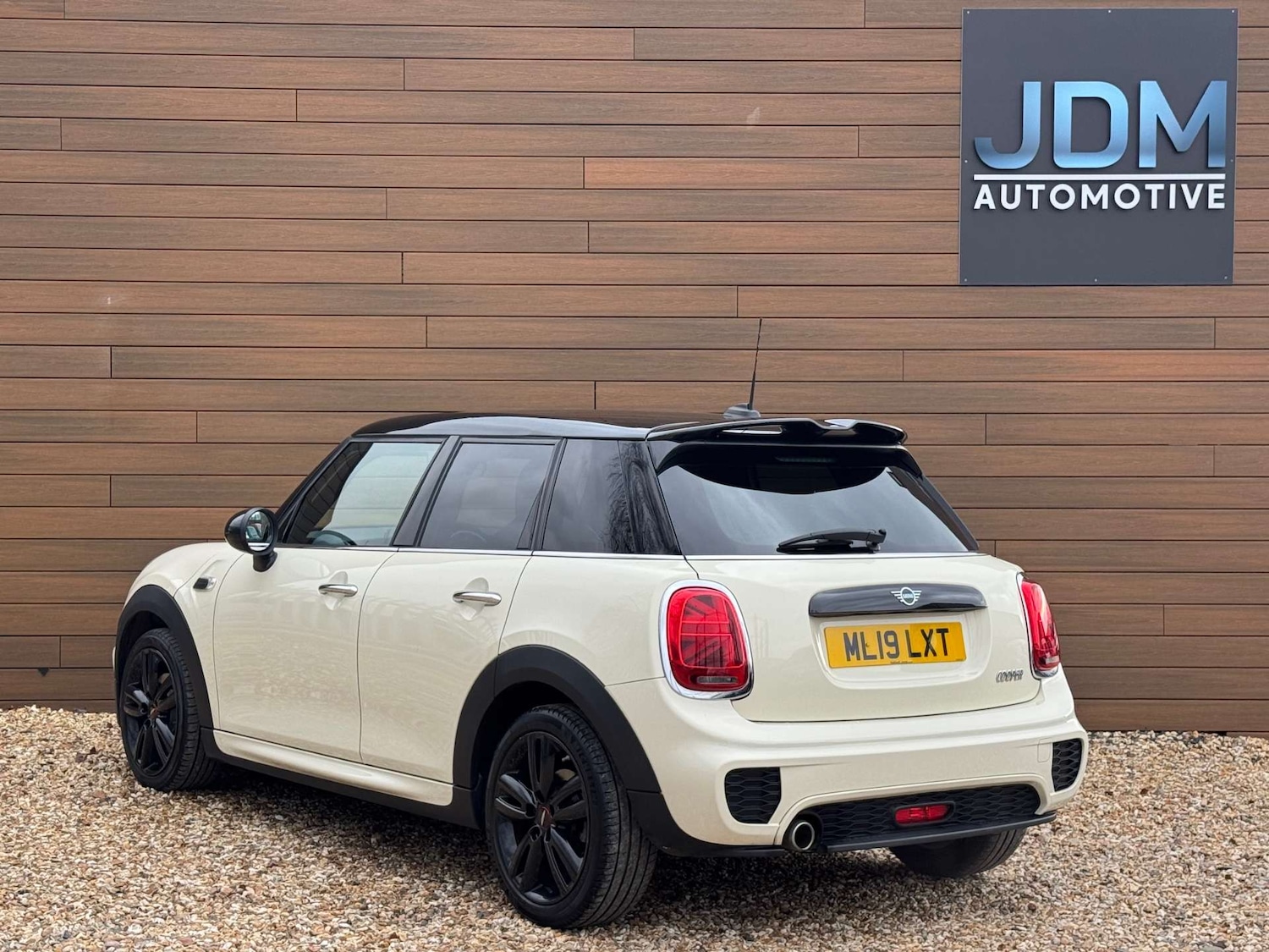 Used MINI Hatch 2019 for sale - 77326098: Photo 7