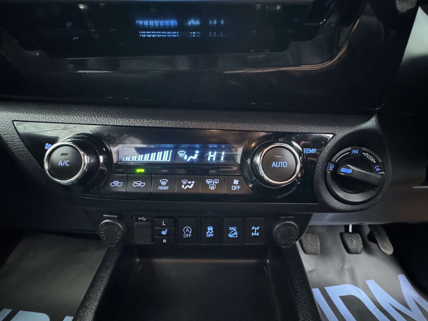 Used Toyota Hilux 2020 for sale - 76921246: Photo 36