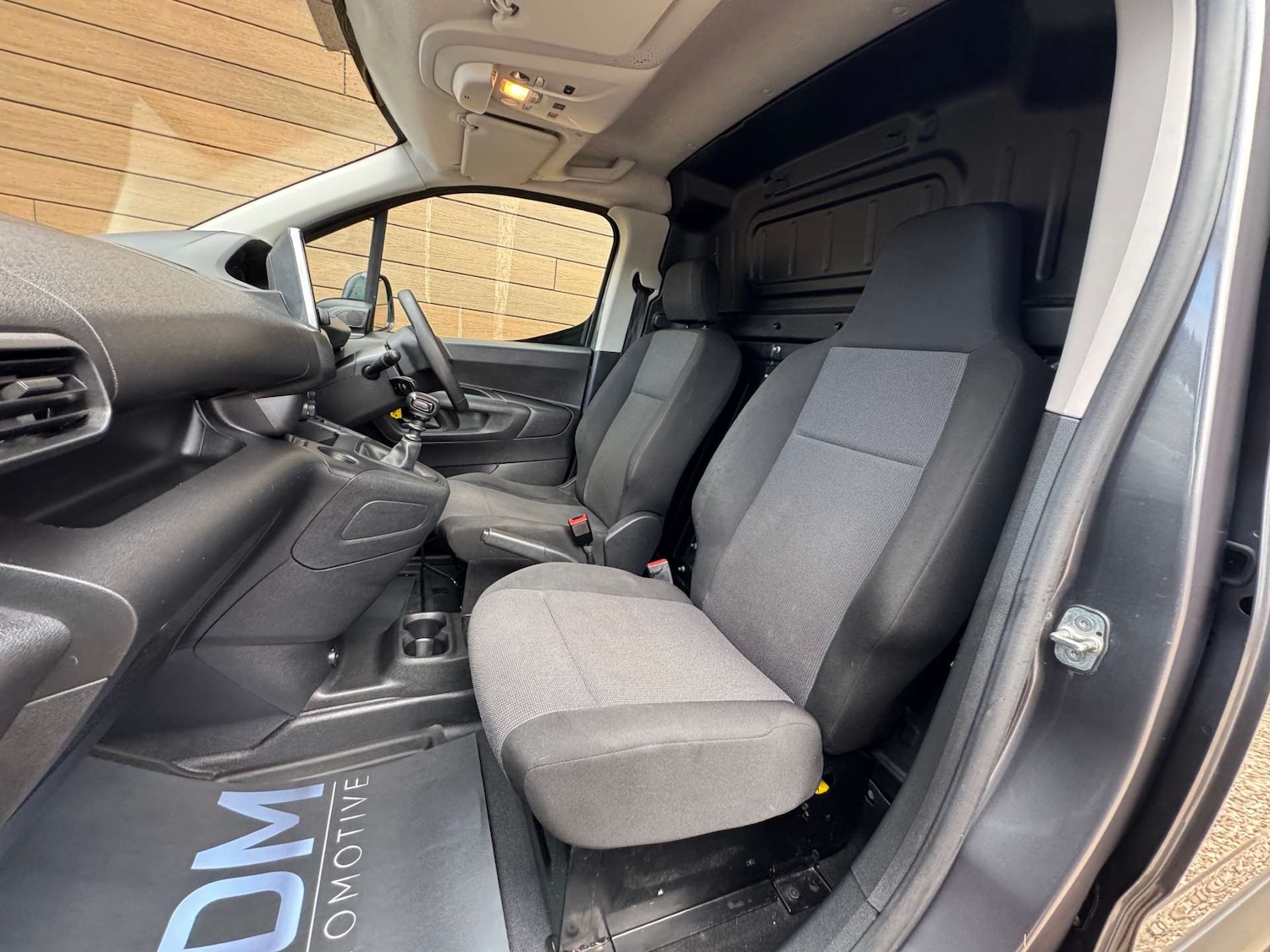 Used Peugeot Partner 2023 for sale - 78056685: Photo 27