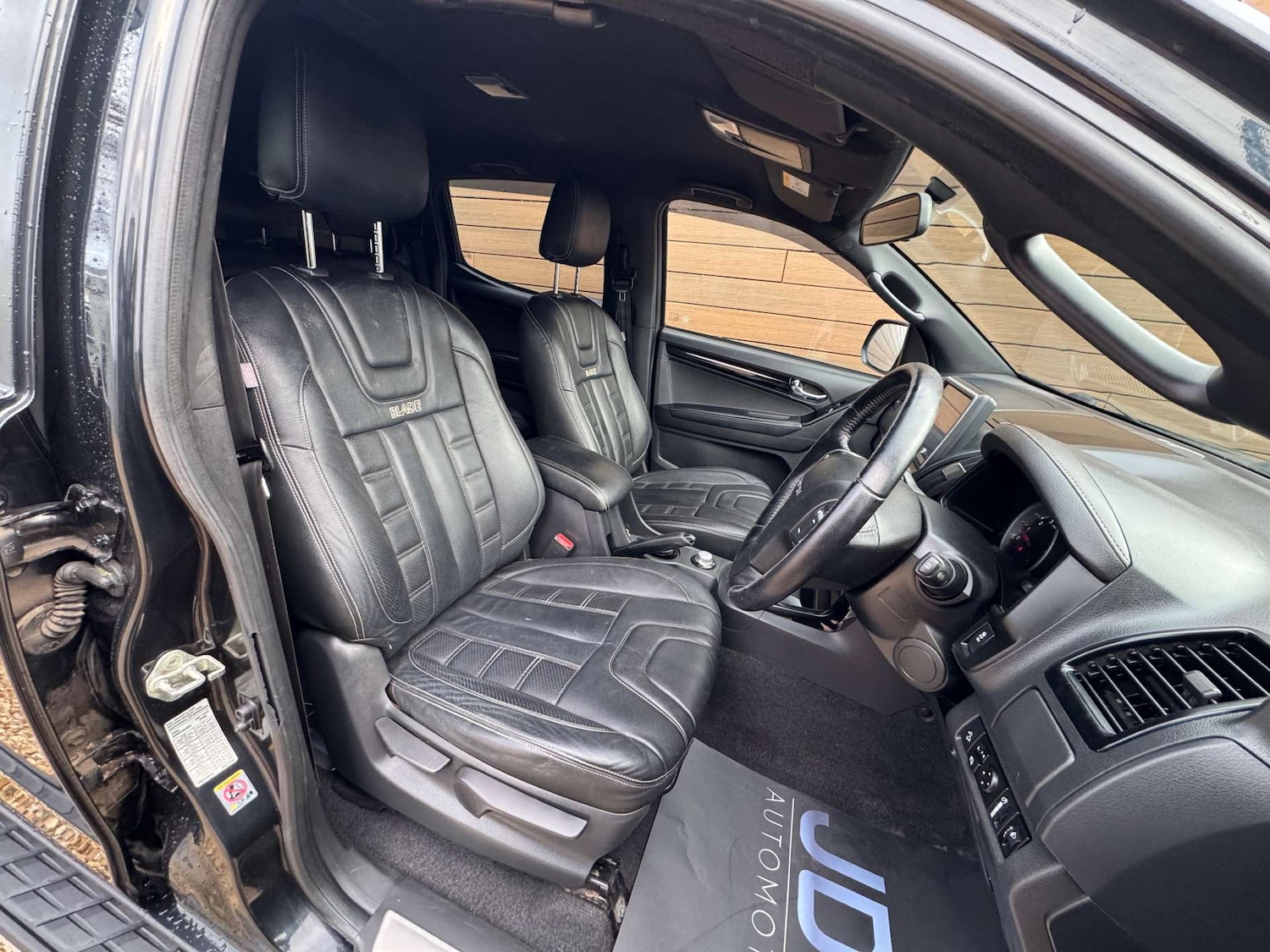 Used Isuzu D-Max 2020 for sale - 76836476: Photo 13