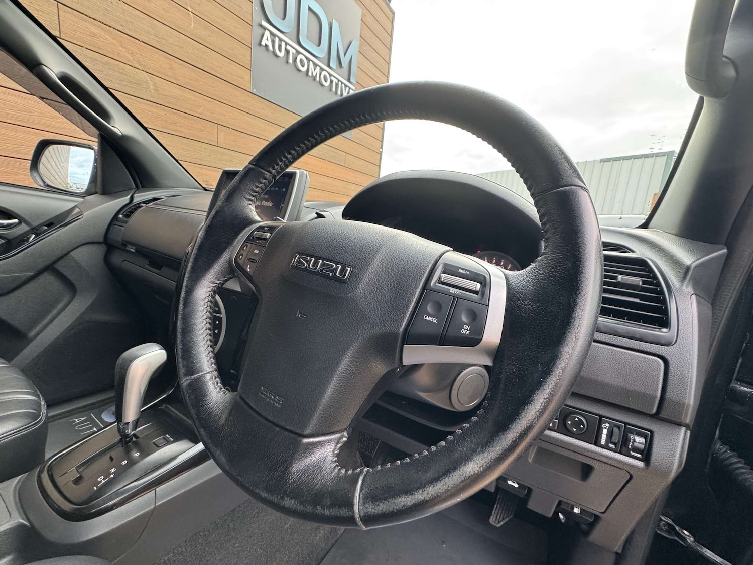 Used Isuzu D-Max 2020 for sale - 76836476: Photo 15