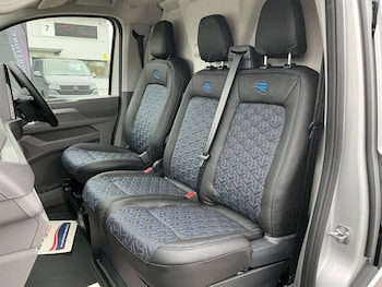 Used Volkswagen Transporter 2025 for sale - 76766630: Photo