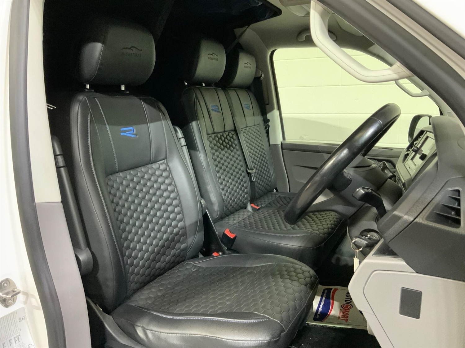 Used Volkswagen Transporter 2022 for sale - 76766395: Photo 3