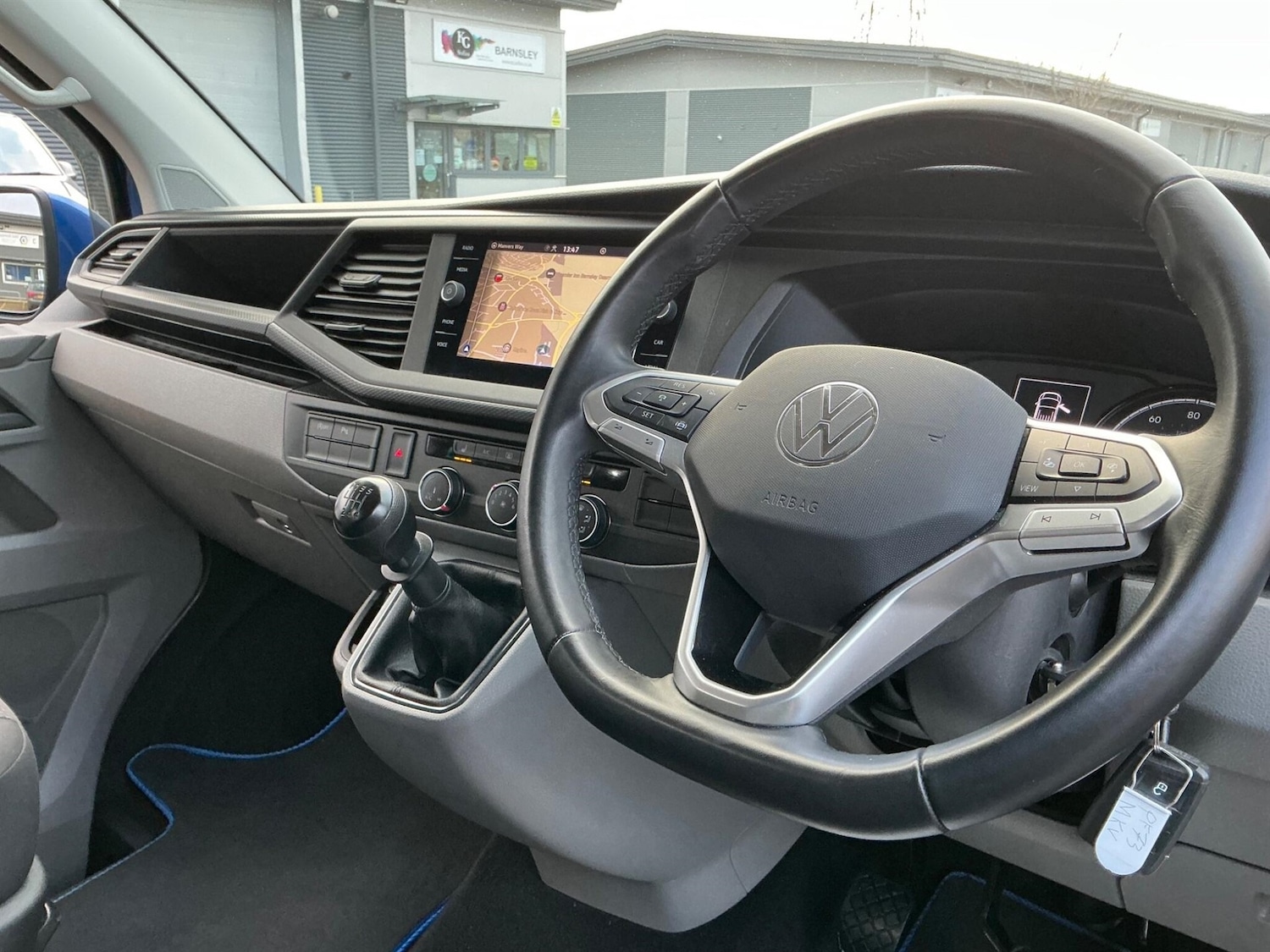 Used Volkswagen Transporter 2024 for sale - 77034006: Photo 9