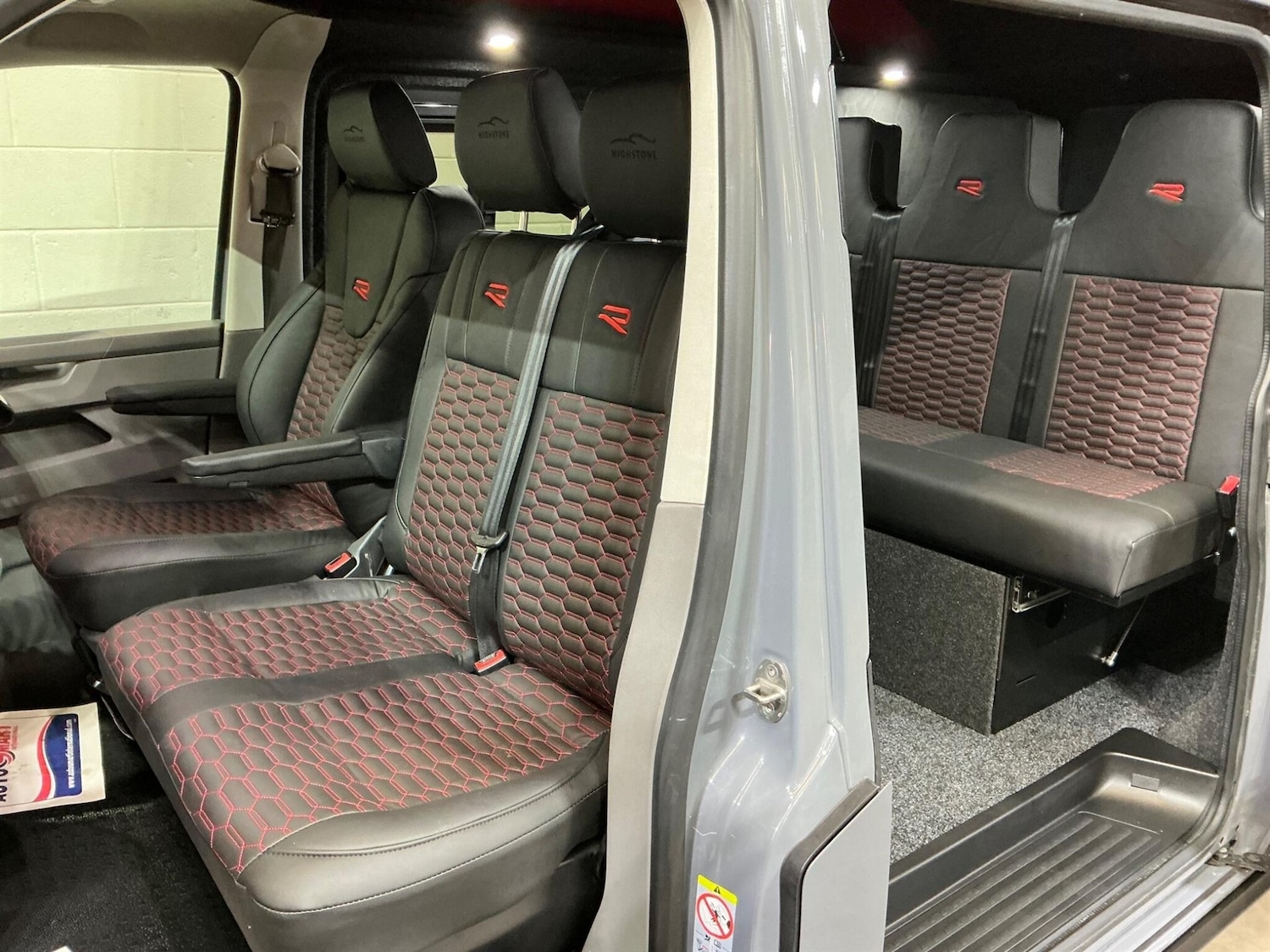 Used Volkswagen Transporter 2021 for sale - 78065373: Photo 3