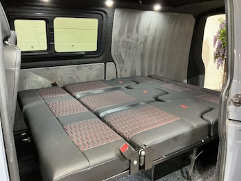 Used Volkswagen Transporter 2021 for sale - 78065373: Photo