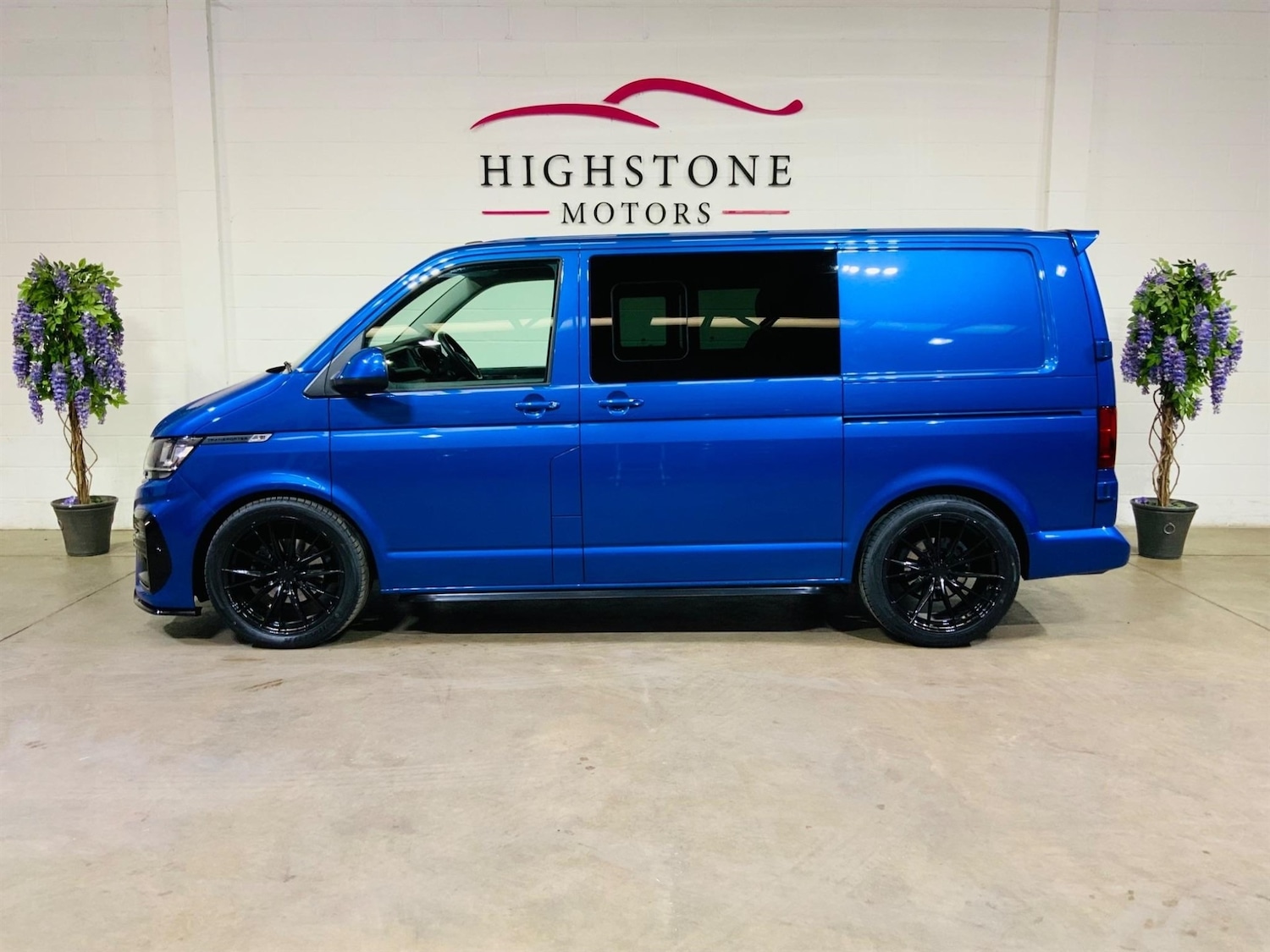 Used Volkswagen Transporter 2024 for sale - 76858734: Photo 2