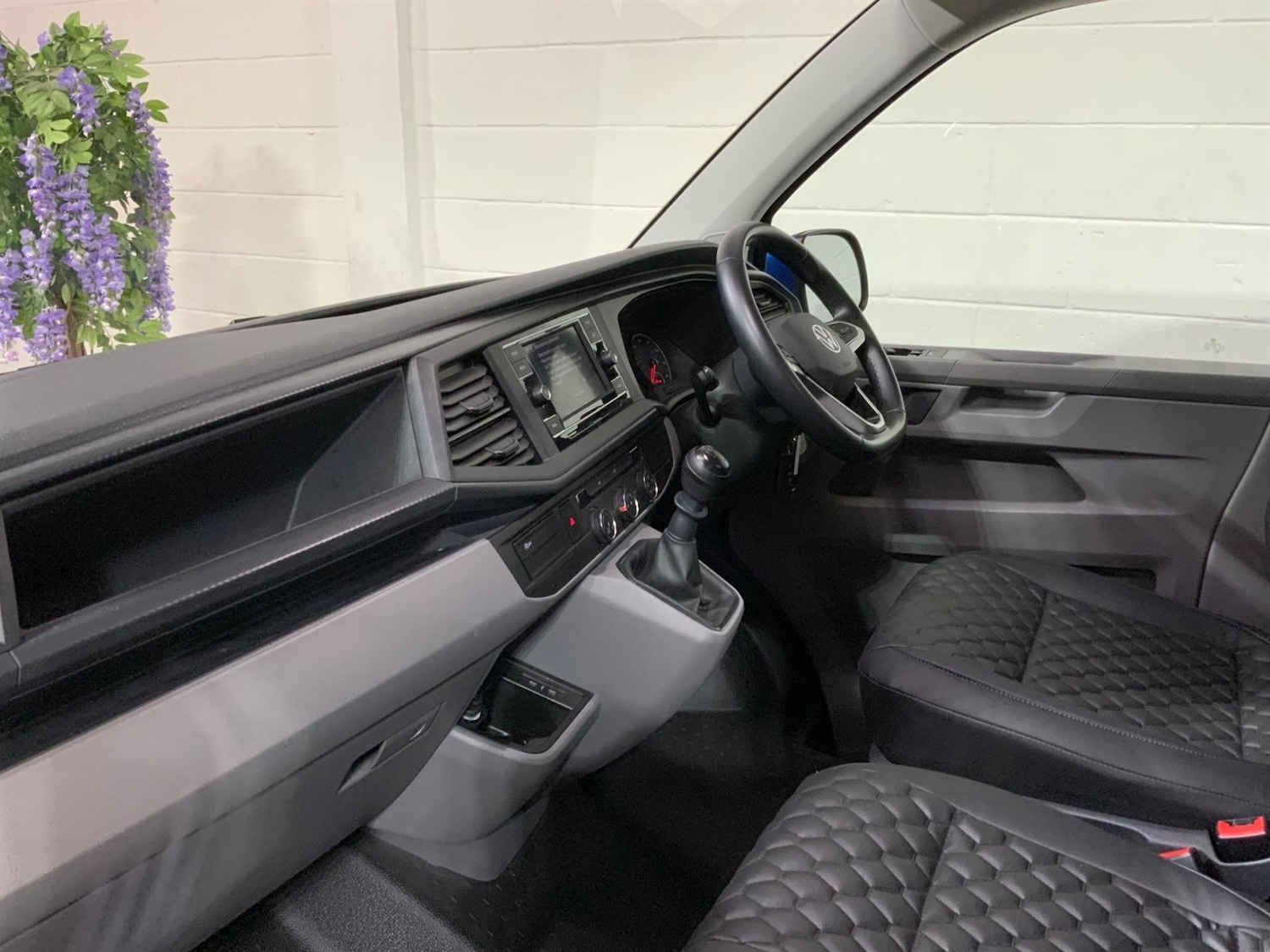 Used Volkswagen Transporter 2024 for sale - 76858734: Photo 3